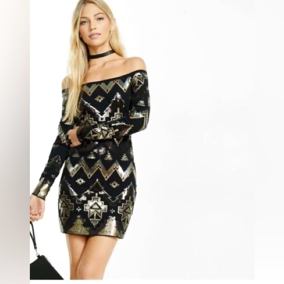 NWT 𝙴𝚡𝚙𝚛𝚎𝚜𝚜 𝚘𝚏𝚏 𝚝𝚑𝚎 𝚂𝚑𝚘𝚞𝚕𝚍𝚎𝚛 𝙱𝚘𝚍𝚢𝚌𝚘𝚗 𝙳𝚛𝚎𝚜𝚜 - Picture 1 of 7